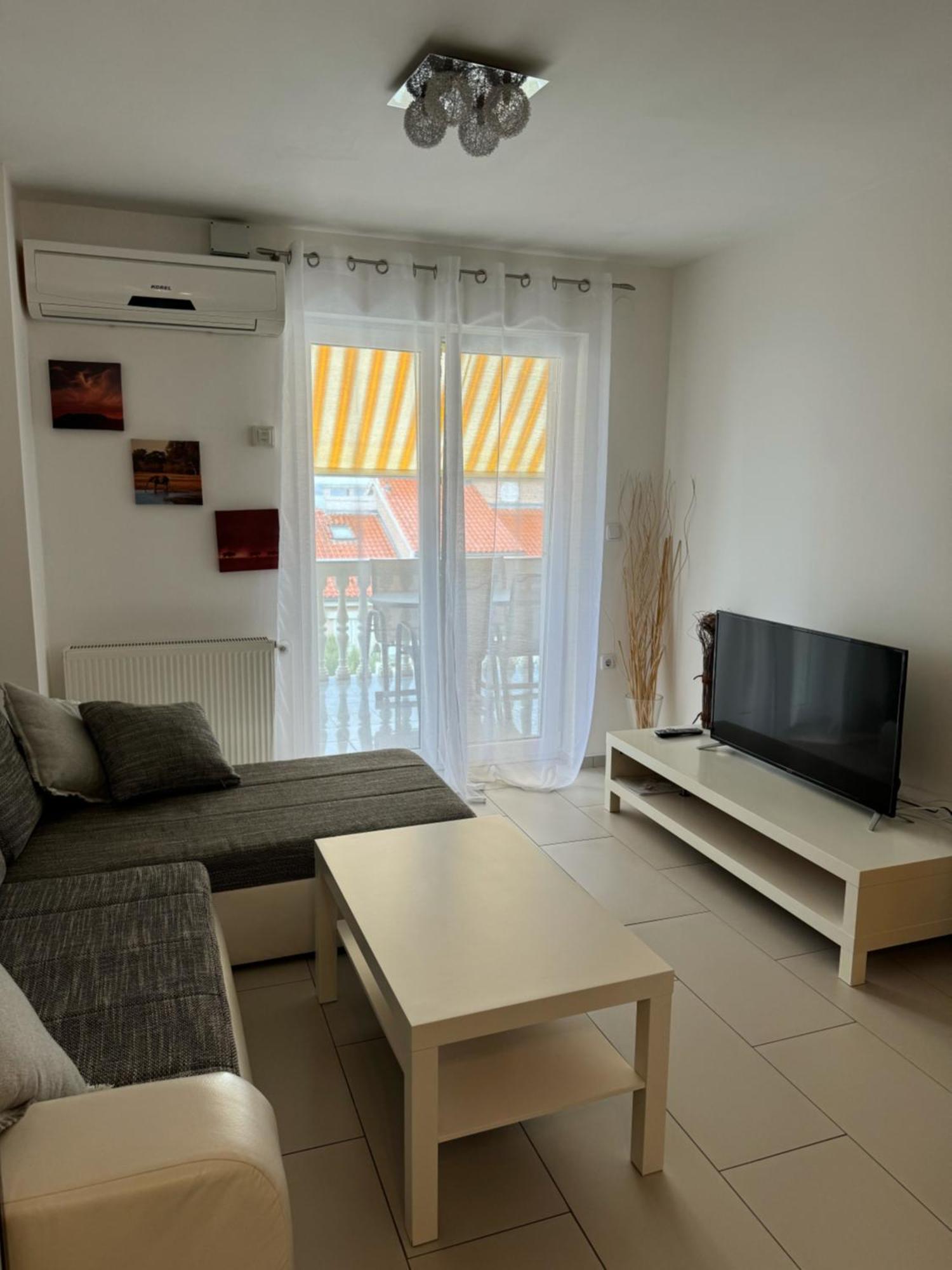 Apartament Haus Ella Novi Vinodolski Zewnętrze zdjęcie