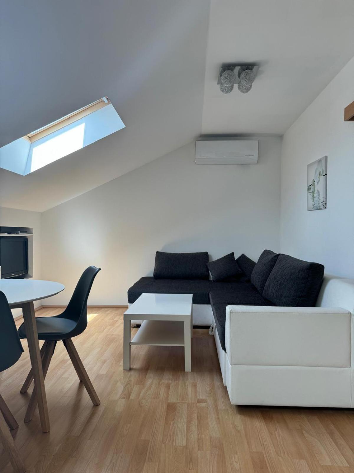Apartament Haus Ella Novi Vinodolski Zewnętrze zdjęcie