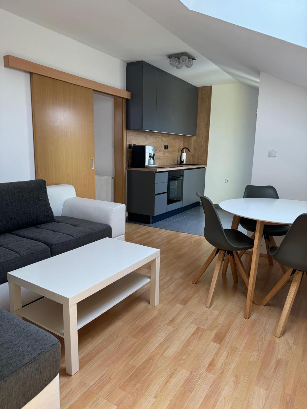 Apartament Haus Ella Novi Vinodolski Zewnętrze zdjęcie